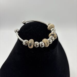 Silver Cuff Beige & Silver Beaded Bracelet